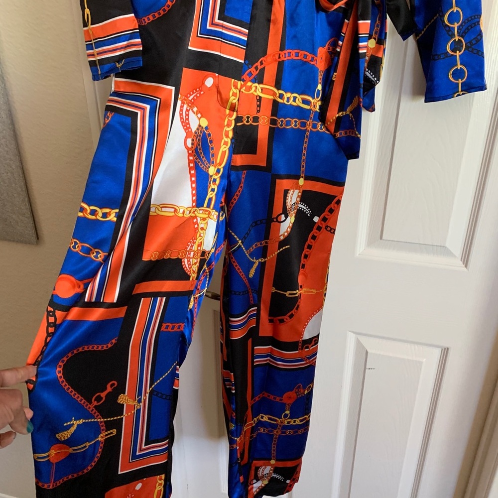 Woman’s jumpsuit‎ - Picture 3 of 5